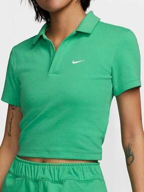 Nike Sportswear NWOT Essential Short-Sleeve Polo Top (S)